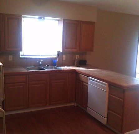 5th image of 6163 Darby Ln