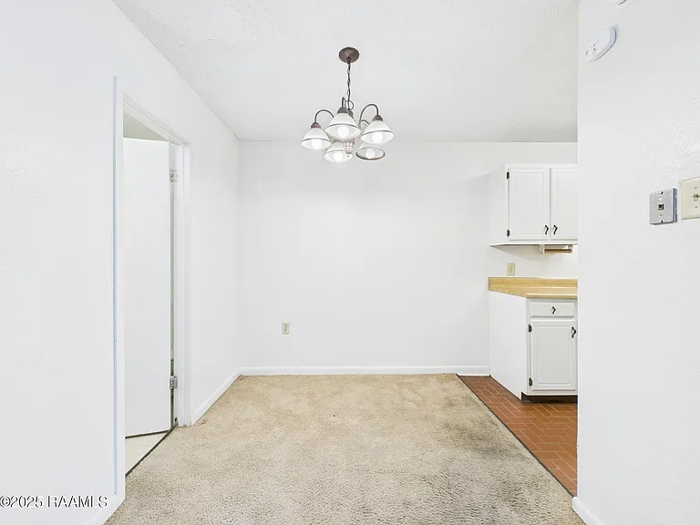 201 Fox Run Ave #1 — Photo 5