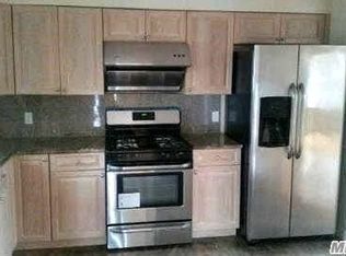 6142 156th St #2, Flushing, NY 11367