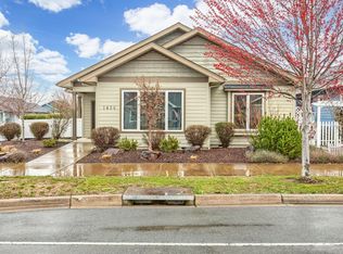 1436 N Haskell St, Central Point, OR 97502