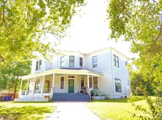 1403 14th St, Huntsville, TX 77340