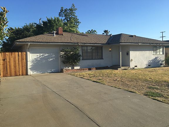 3rd image of 4746 E Clinton Ave