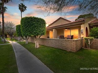 2671 N Whitewater Club Dr, Palm Springs, CA 92262