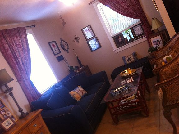 5th image of 2110 Willow St APT C