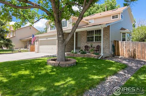 2nd image of 1287 Loch Ness Ave