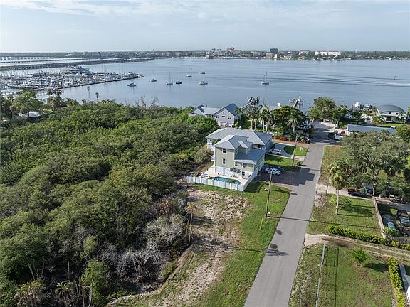3rd image of 13TH AVENUE W LOT 9