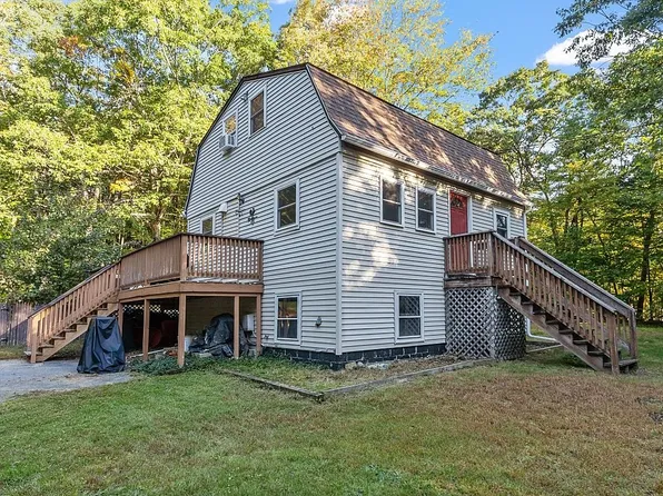 31 Lane Road, Raymond, NH 03077