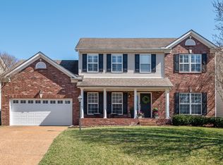 7521 Henderson Dr, Nashville, TN 37221