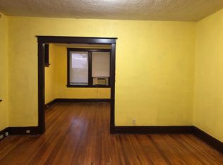4037 Winnebago St, Saint Louis, MO 63116