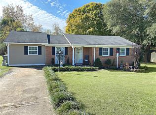 1009 13th St NW, Conover, NC 28613