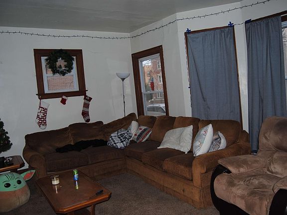 2nd image of 1712 E Park Pl #1714