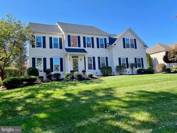 11 Appaloosa Trl, Holland, PA 18966