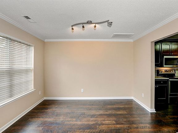 4th image of 4809 Brownston Ct SE