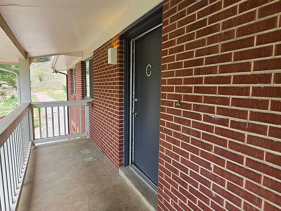 3rd image of 101 Canyon Blvd APT C