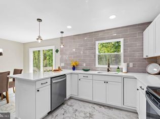 16 Skeet Rd, Medford, NJ 08055