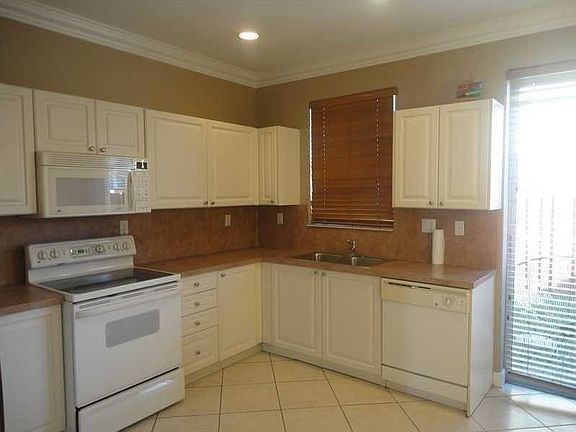 3rd image of 5590 NW 107th Ave #0000