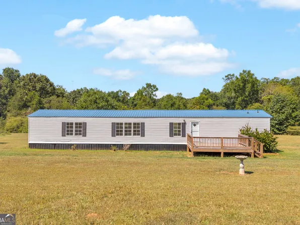 820 E County Line Rd, Danielsville, GA 30633