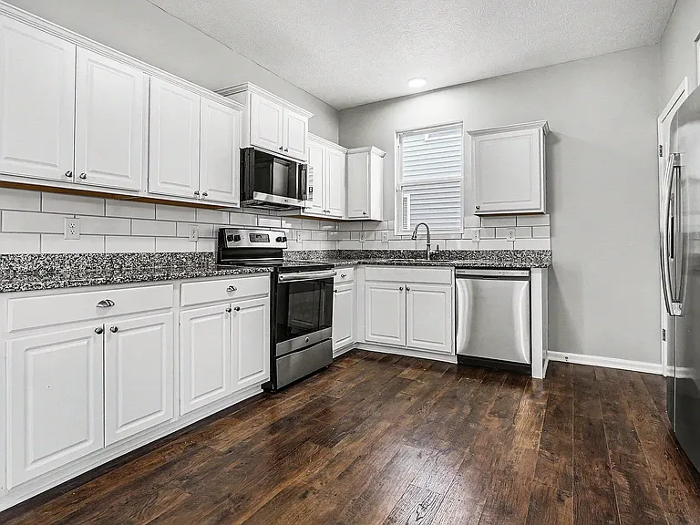 5458 Spring River Ave — Photo 9