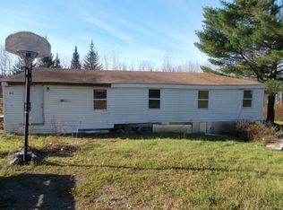 679 Canaan Rd, Skowhegan, ME 04976