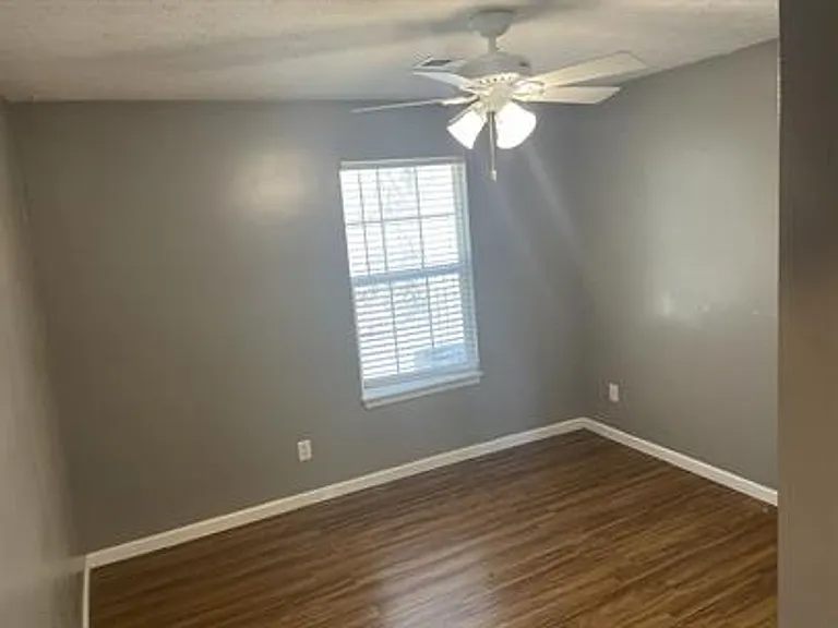 322 Camptown Rd — Photo 11