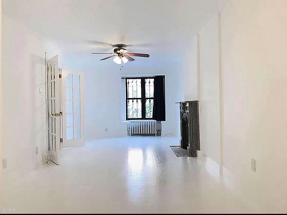2nd image of 150 Putnam Ave #1