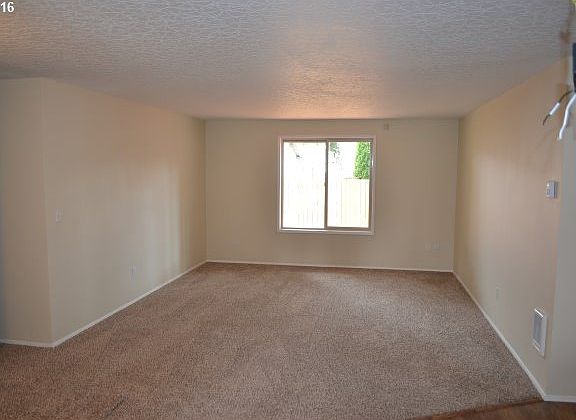 4th image of 14412 NE 85th St
