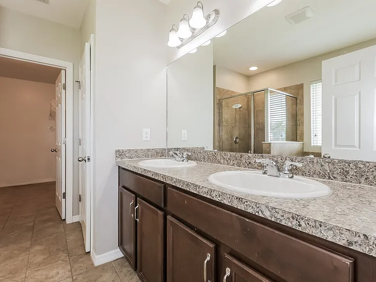 10220 Newminster Loop — Photo 11