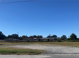 700 Blair St, Thomasville, NC 27360