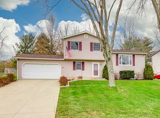 5805 Drenta Cir SW, Navarre, OH 44662