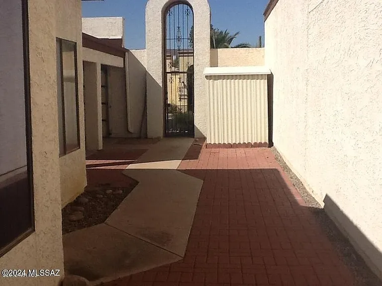 4813 W Doria Dr — Photo 5