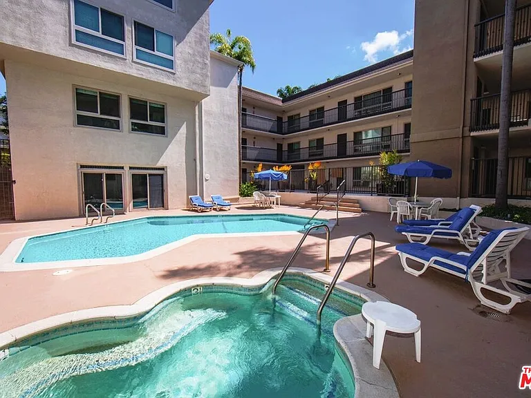 6001 Canterbury Dr #303 — Photo 25