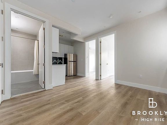3rd image of 1597 New York Ave APT 1B