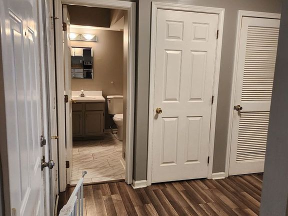 3rd image of 2303 Doral Dr