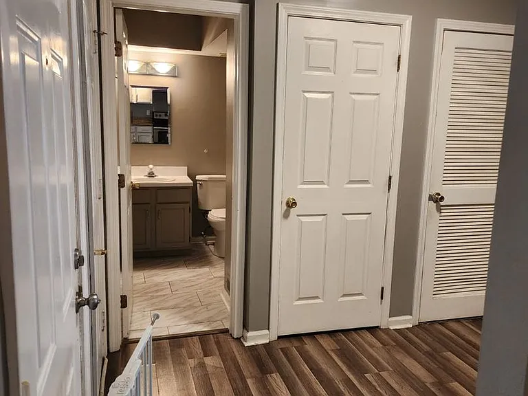 2303 Doral Dr — Photo 3