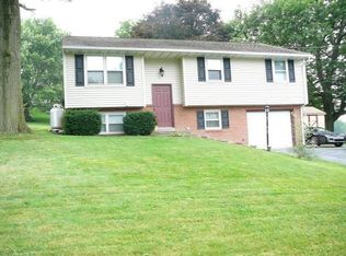 46 Donnerville Rd, Lancaster, PA 17603