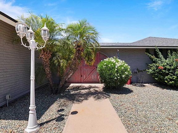 4th image of 17418 N 125TH Avenue
