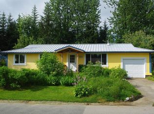 8124 Dogwood Ln, Juneau, AK 99801