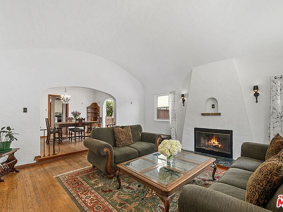 5th image of 2119 Overland Ave