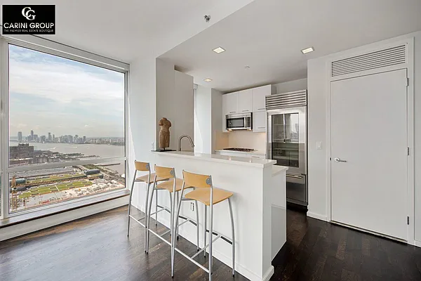 Sold by Carini Group | media 3