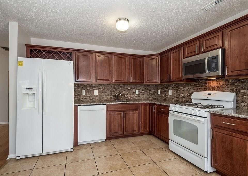 85 Prestwick Way Edison, NJ, 08820 Apartments for Rent Zillow