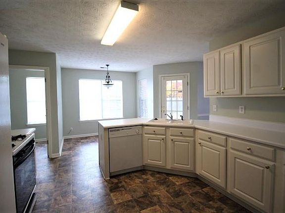5th image of 1353 Wilkes Crest Ct