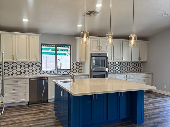 4th image of 2870 E La Costa Dr