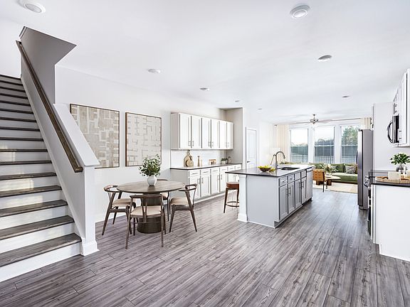 3rd image of 118 Legare Way #B