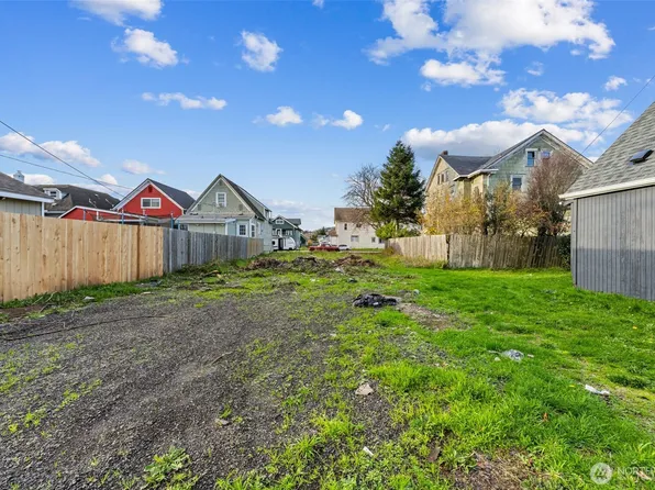 907 W Market Street, Aberdeen, WA 98520