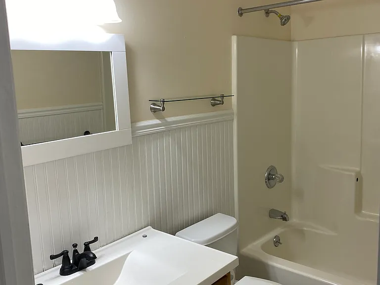 45 Rapp Rd #13 — Photo 9