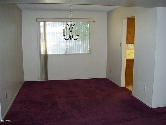 3rd image of 3829 W Hartford Ave