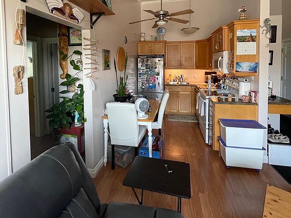 5th image of 4625 50a St Unit 8