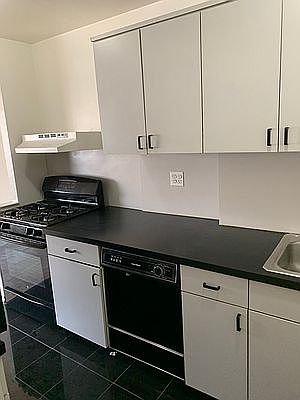 4th image of 382 Central Park W APT 12A