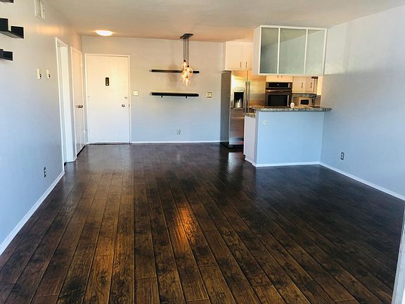 2nd image of 10240 Camarillo St APT 312