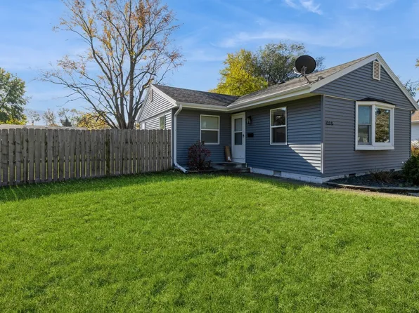1220 Elder Ln, Des Moines, IA 50315